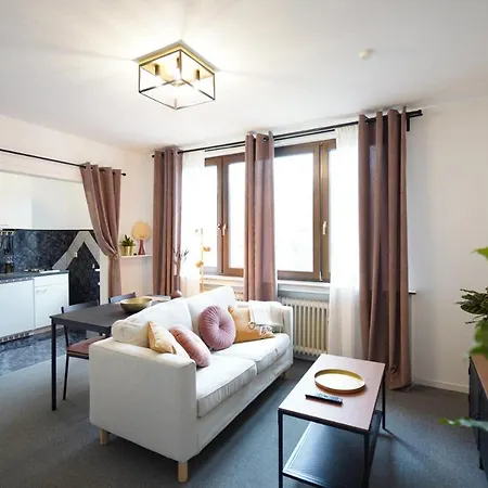 Apartment Dein Flughafen Messe Nahe Duesseldorf 1 *